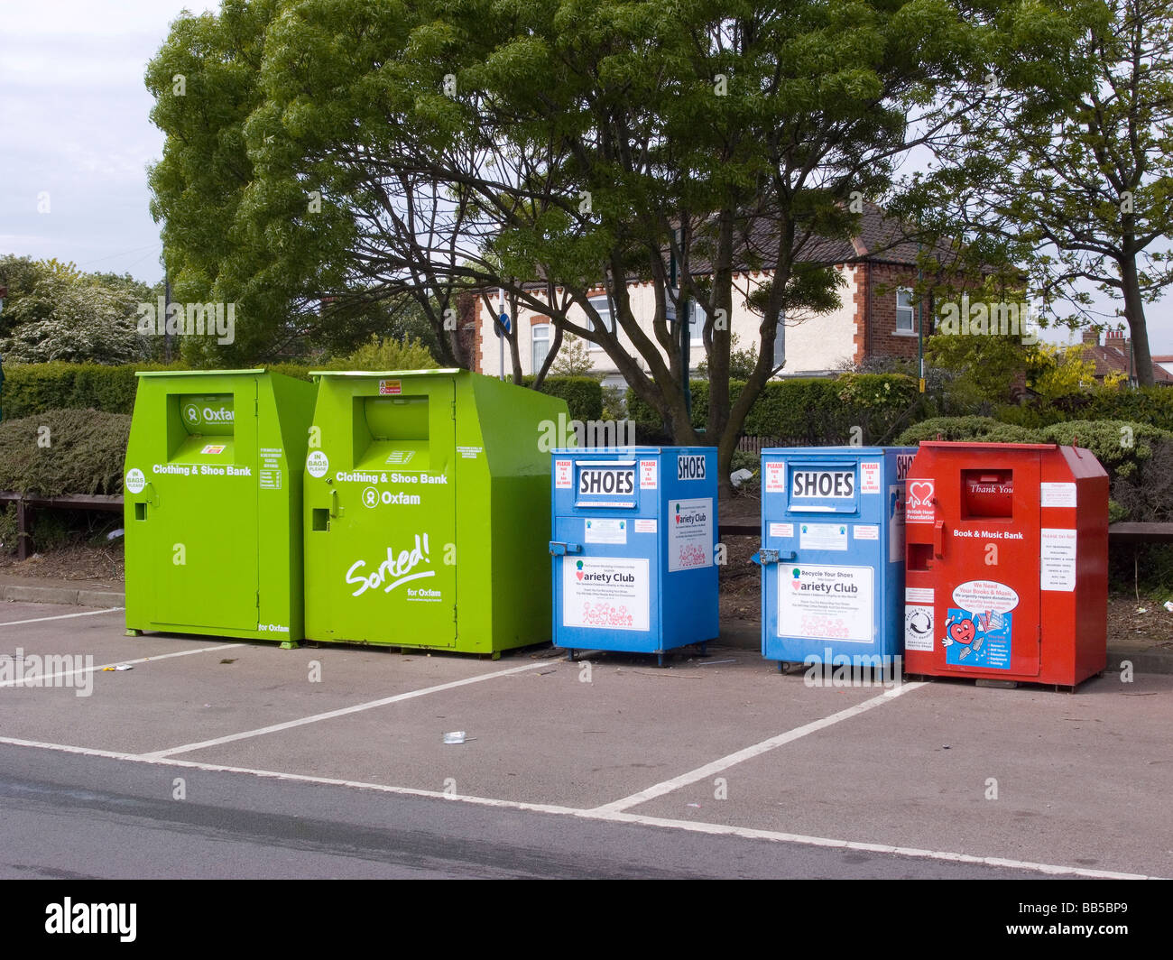 Does Tesco have recycling bins? Global Recycle